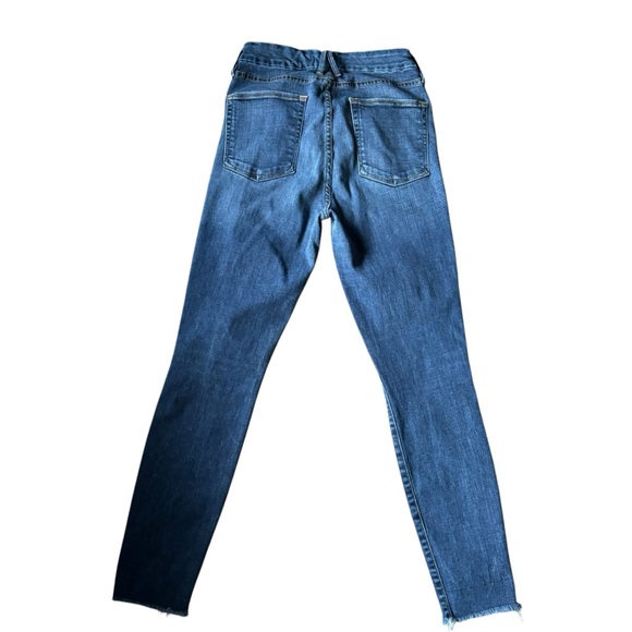 Good American Dark Blue Cropped Jeans - Picture 2 of 11